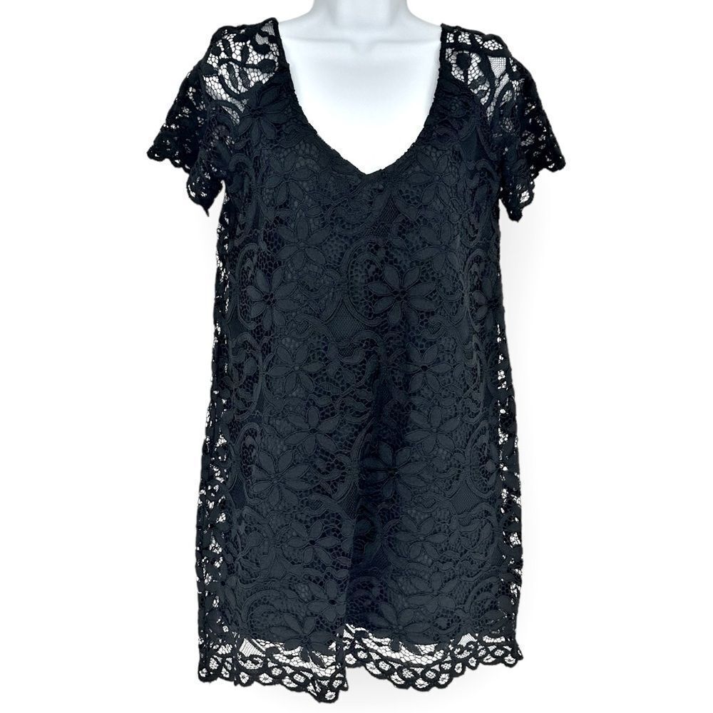 BB DAKOTA NWT LITTLE BLACK DRESS LACE OVERLAY WITH LINING - Picture 2 of 10